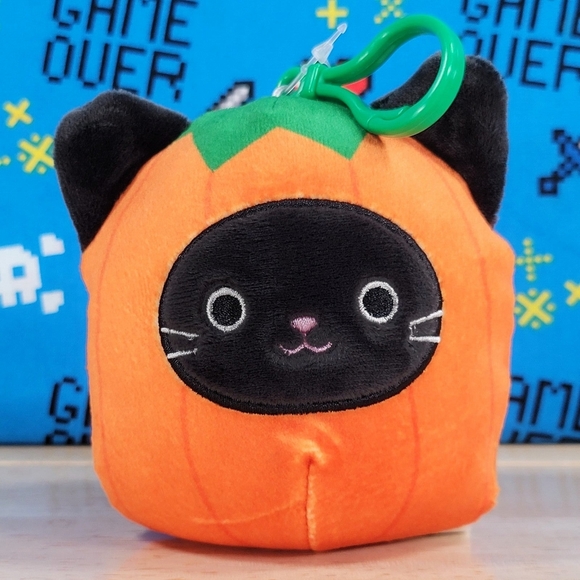 Squishmallow Calio the Cat with Pumpkin Costume 3" Clip Stuffed Halloween Plush - Picture 1 of 7